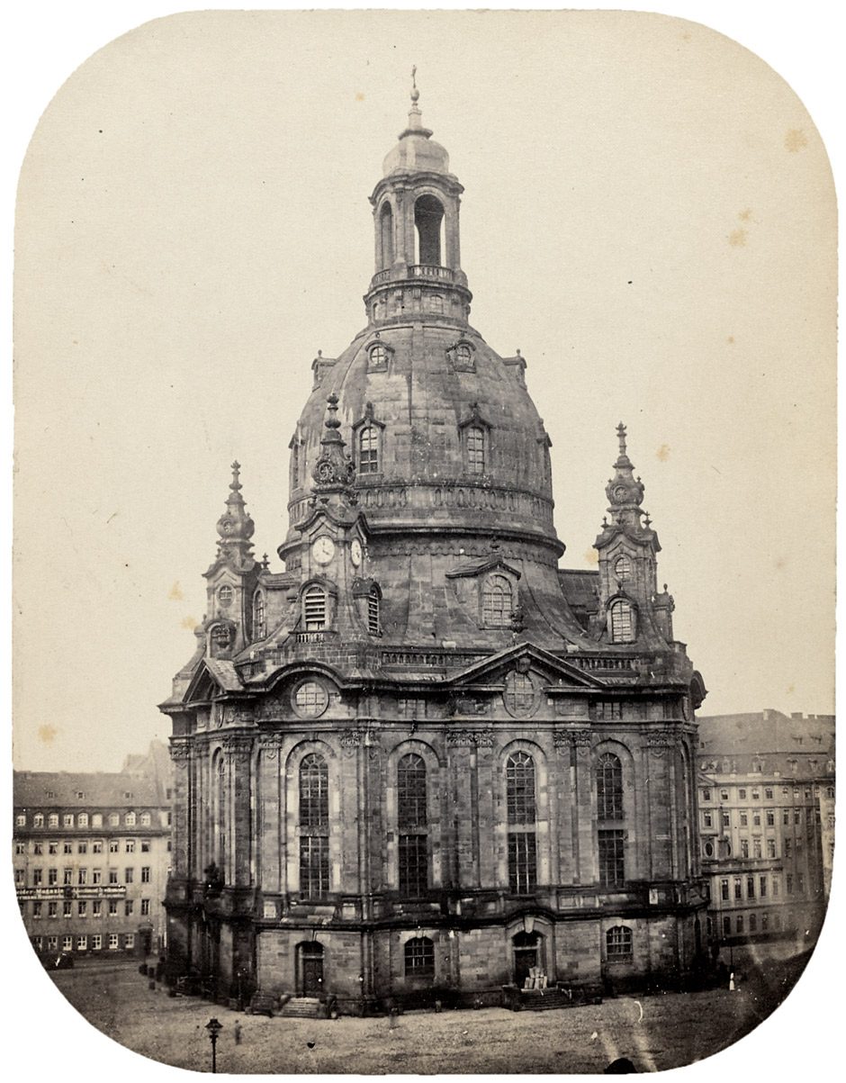 Frühe Fotografie der Frauenkirche von Hermann Krone, Ende der 1850er Jahre